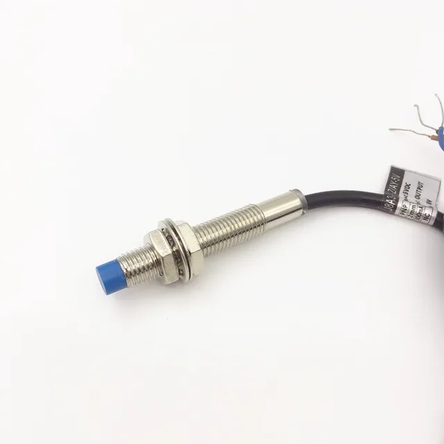 Interruttore Di Prossimit&agrave; Induttivo M8 NPN 5V - Sensore Senza Contatto LJ8A3-2-Z/BX-5V