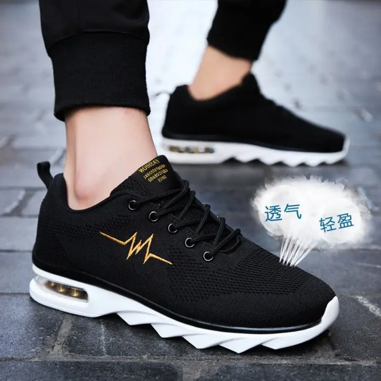 

Men's shoes summer breathable thin section 2019 new casual sports tide shoes Korean version of the trend of wild summer mesh