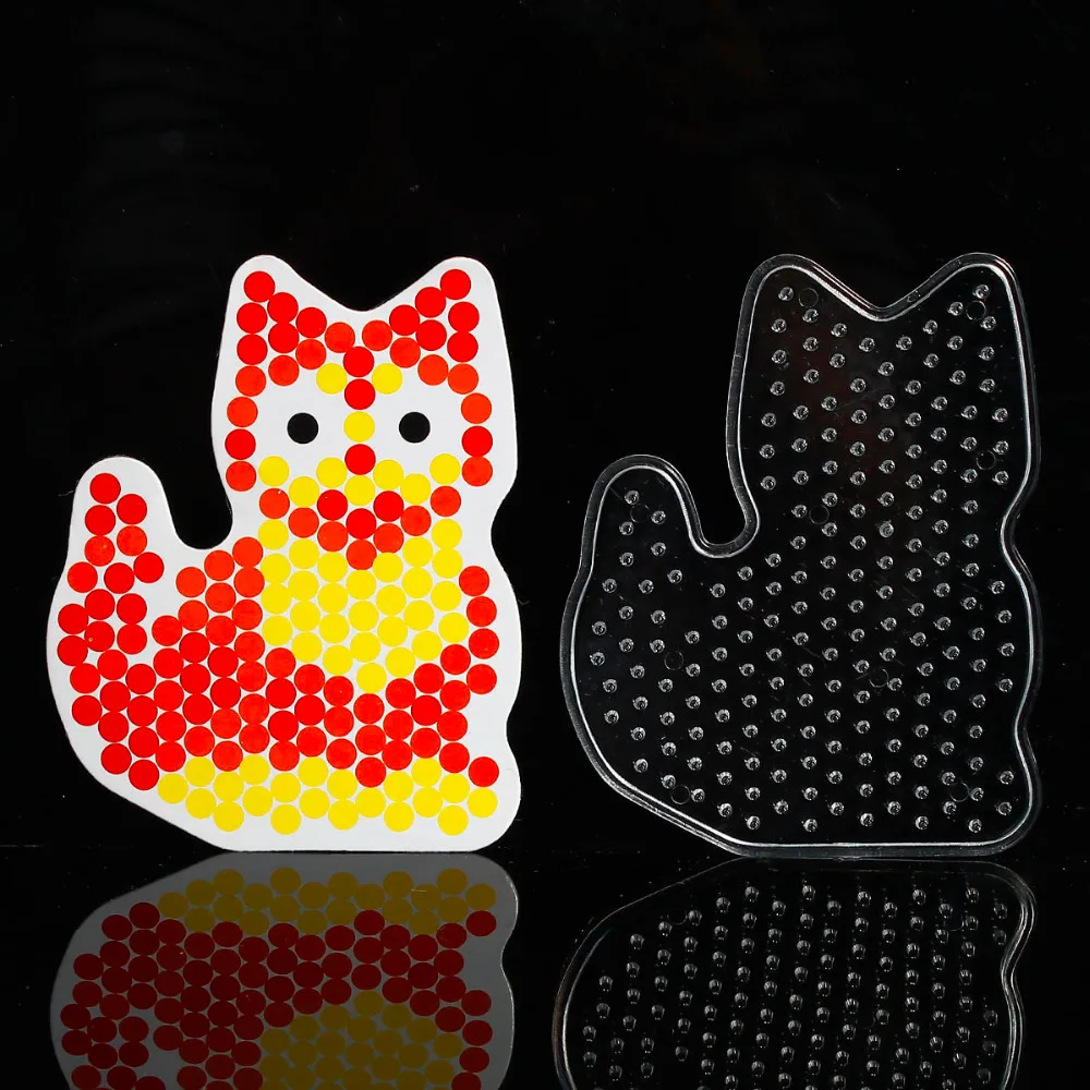 

Plastic Pegboard for Kid Craft Hama Beads DIY With Paper Card Mold Cat Pattern, 10.5x8cm 1PC