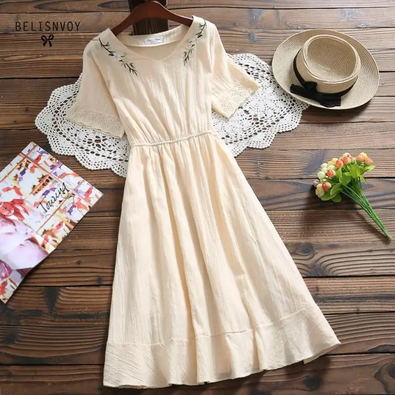 Женское платье с коротким рукавом Mori Girl однотонное льняное абрикосового цвета v