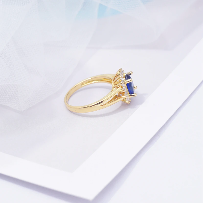 Новая модная Цветочная бижутерия Благородная королева голубой циркон золотого цвета обручальные кольца для женщин