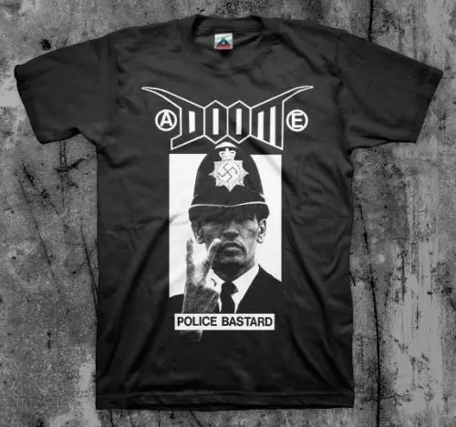 

Doom 'Police Bastard' T Shirt (Ent Discharge Disrupt Crust)Summer Style New T Shirt Men O-Neck Tops Tees Summer Metal T Shirts