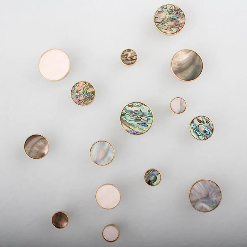 

Free Shipping(4pcs/lot)Customized Nordic Brass Shell Cabinet Door Handle Single Hole Creative Clothes Hanging Beach Home Decor