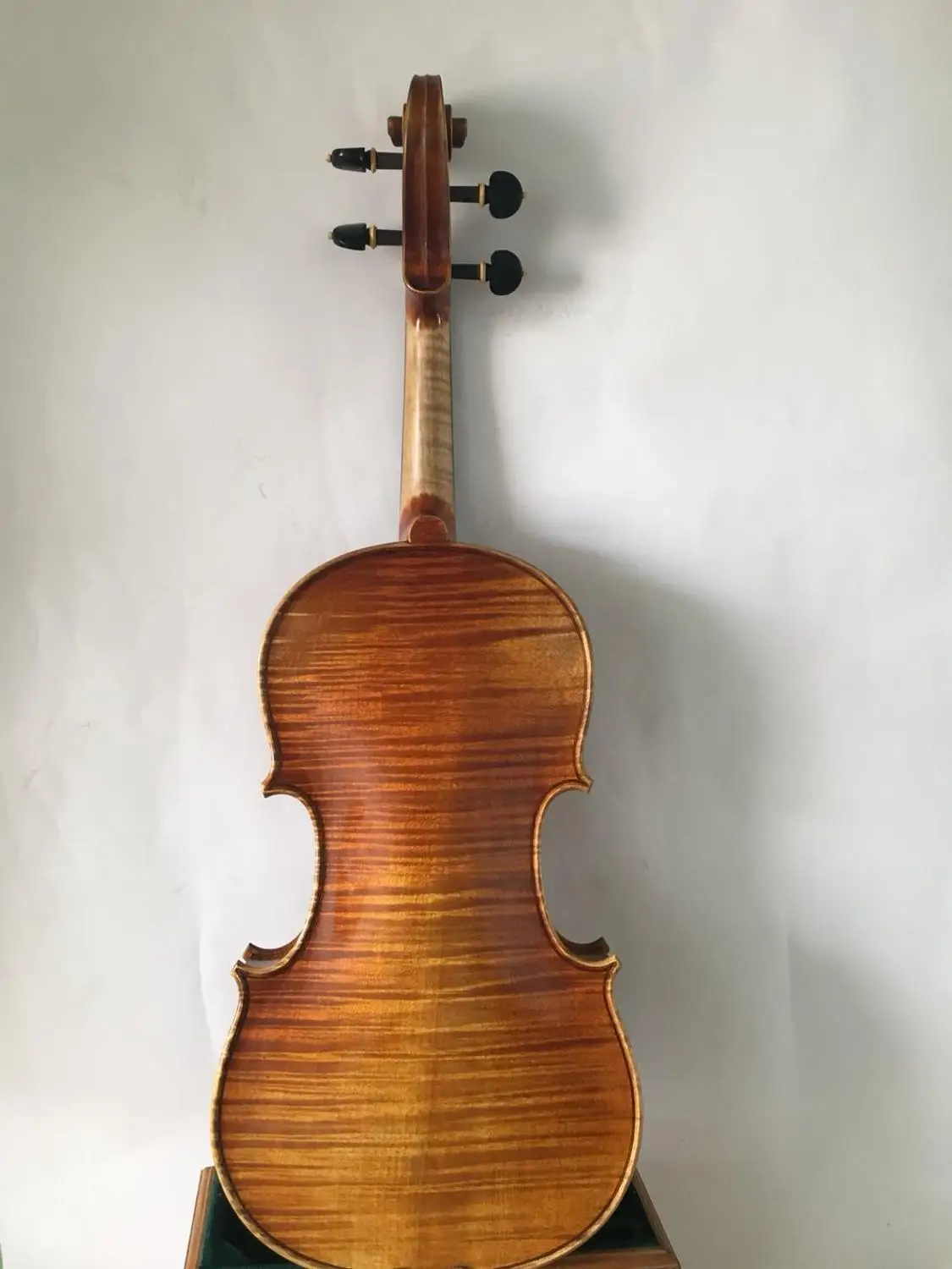 4/4 size violin Stradi Model 1715 one piece back flamed maple no.6