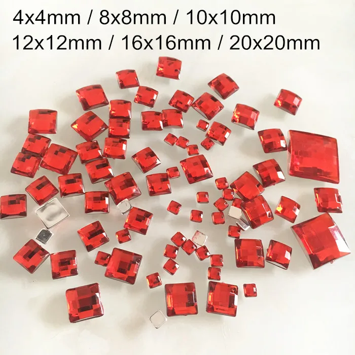 700