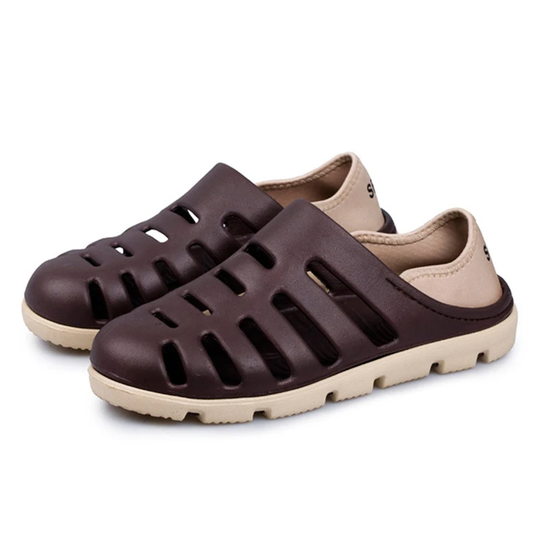 

New Hole Sandals Non-slip Thick Bottom Baotou Garden Couple Beach Shoes men Casual Hollow Sandals And SlippersCasual Men Shoes