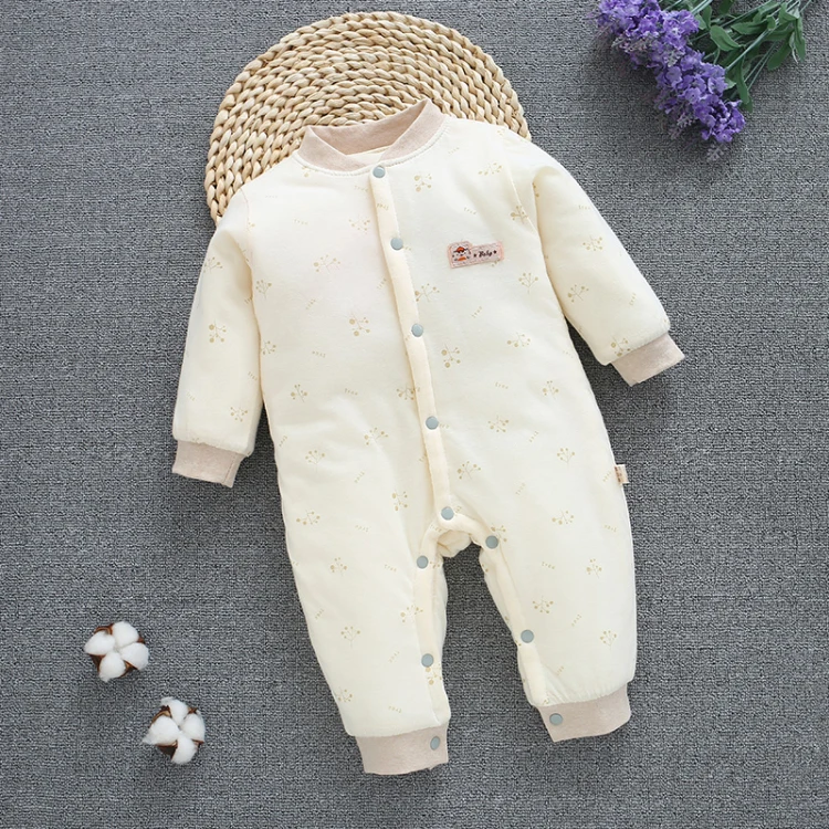 baby clothes_
