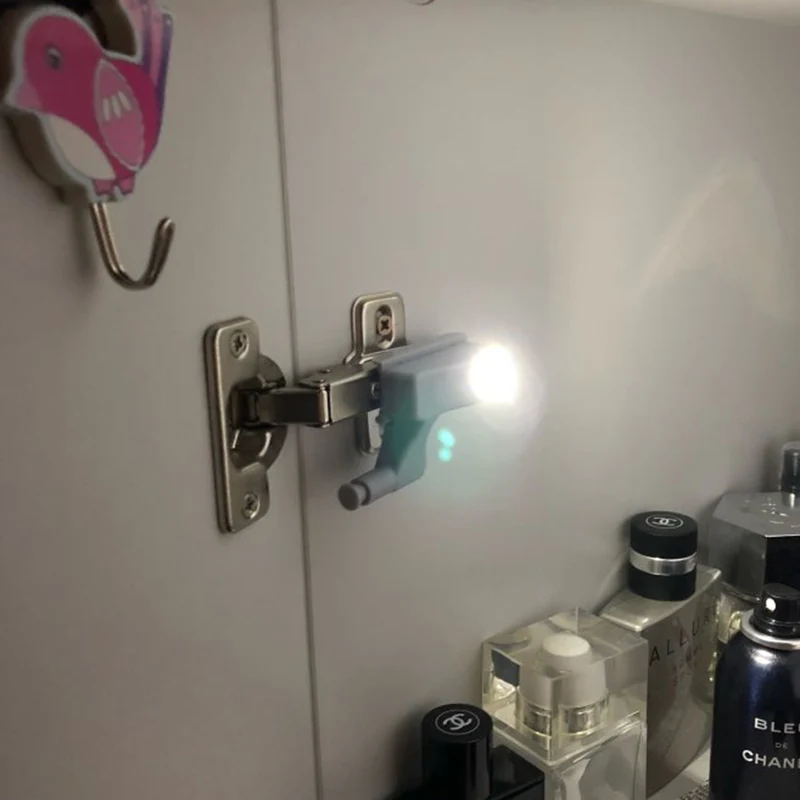 TangoCross 2pcs Under Cabinet Lights Kitchen LED Light Sensor LED Cocina for Wardrobe Closet Cupboard Hinge Battery Powered (8)