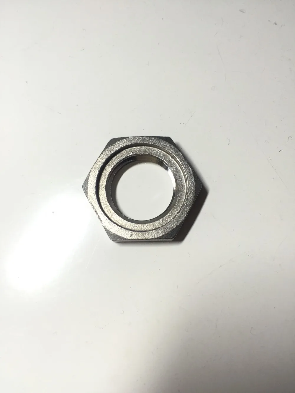 

1PCS 1/2" NPT Lock Nut Cast 304 Stainless Steel With O-Ring Groove BREWING