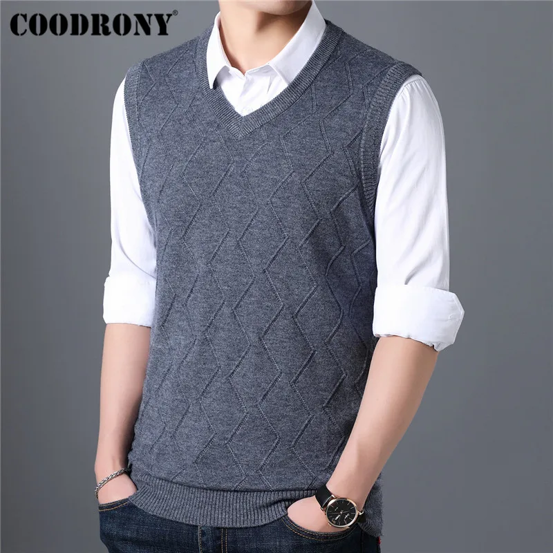 COODRONY Mens Sweaters Autumn Winter Sweater Men V-Neck Sleeveless Vest Pull Homme Knitted Cashmere Wool pullover men 91017