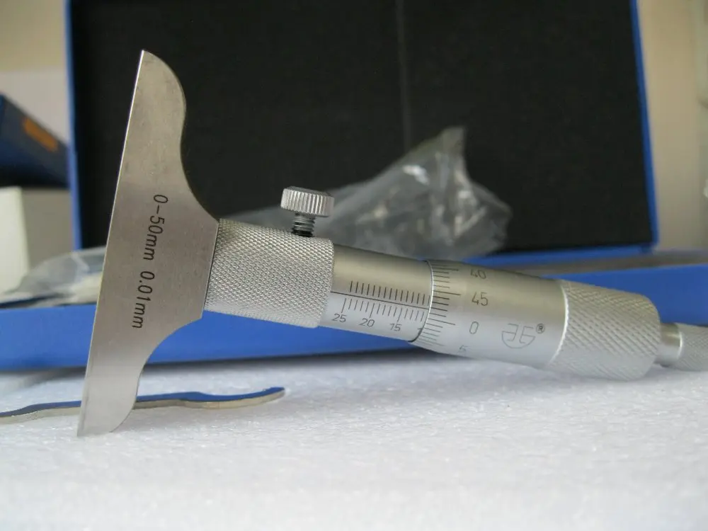 Высококачественный микрометр глубины 0-50 мм/0,01 с 2 стержнями, микрометр из нержавеющей стали с винтовым храповым механизмом, механический штангенциркуль