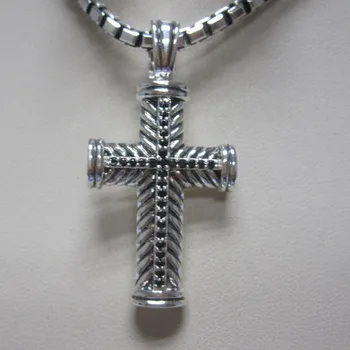 شراءالصلبة 925 الفضة الرجال المجوهرات الأسود الماس شيفرون الصليب قلادة تصميم مجوهرات الرجال قلادة قلادة قلادة غرامة