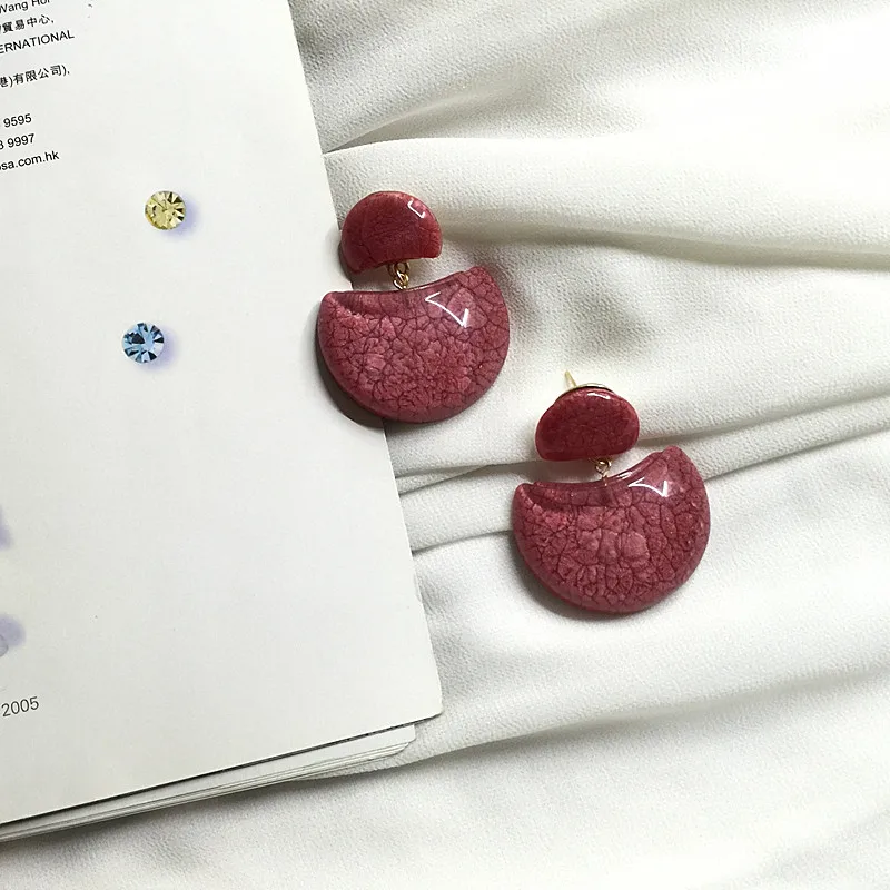 

Free Shipping Sweet Cute Red Resin Geometric Earring