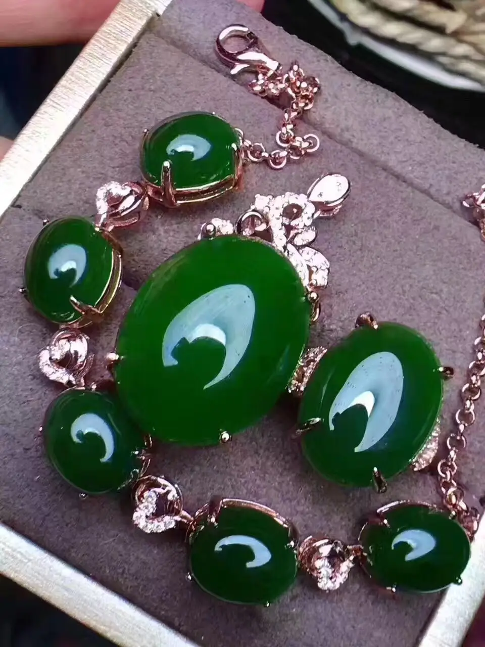 Кольцо с подвеской из натуральной яшмы браслет тремя костюмами серебра 925 пробы