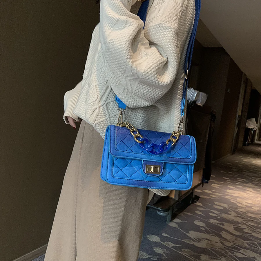 

Fashion Gradient Acrylic Chain Women's Shoulder Bags Designer Lingge Ladies Handbags Wide Strap Crossbody Bag Small Flap Purses