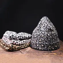 Корейская версия шляпы дамы новая мода леопардовая вязанная шерстяная шляпа уличная японская Ретро теплая шапка женская Повседневная шапка