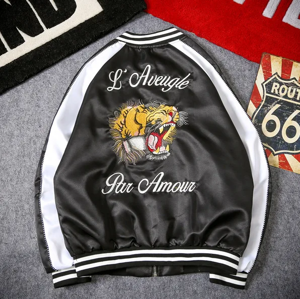 

2019 autumn jacket fashion trend comfortable couples Yokosuka coat men and women embroidery tiger head satin jacket SA-8
