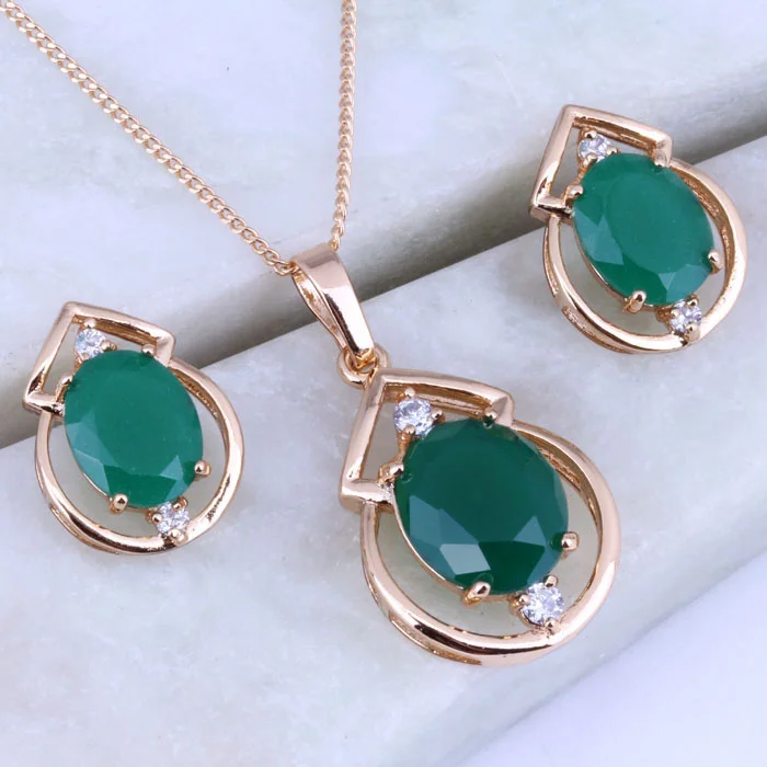 

Love Monologue Top Quality Green Imitation Emerald Cubic Zirconia Pendant Necklace Stud Earrings Jewelry Sets for Women X0425