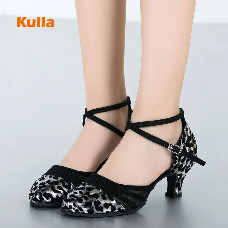 

Black Gold Leopard Printed Ballroom Latin Dance Shoes For Women Closed Toe Salsa Party Dance Shoes zapatos de baile latino mujer