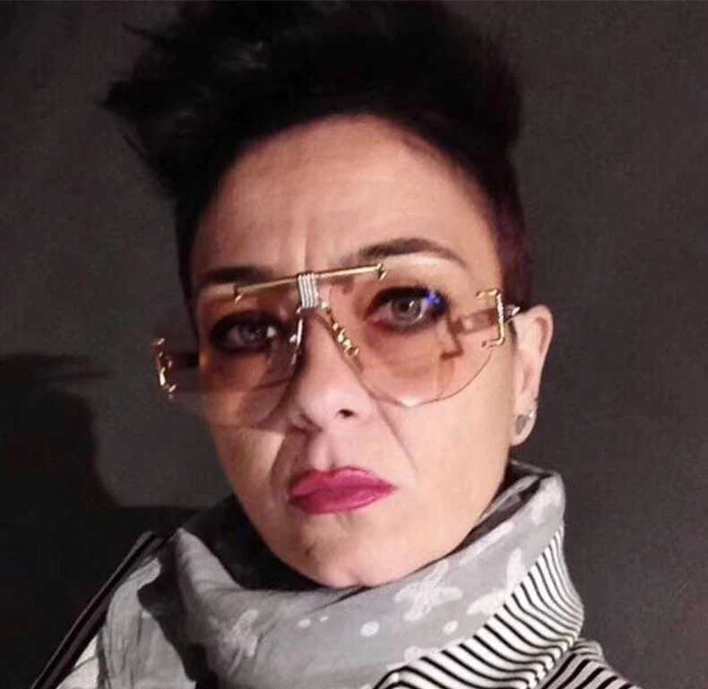 9221640662_1586726378