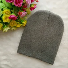 Серый черный, белый цвет Темно-синие мальчик Девочка модная одежда для новорожденного ребенка в Дети хлопковая Милая вязаная шапка, шапочка Кепки