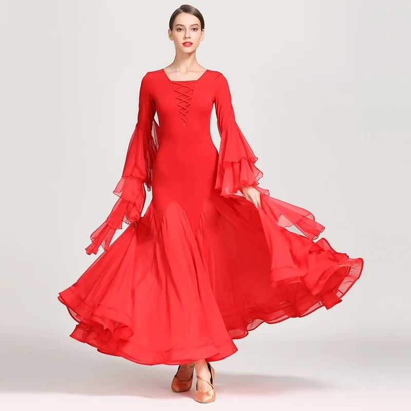 Elegant Chiffon Sleeves Strapped Women Ballroom Dance Costumes Wiennese Waltz Dress Dance Wear Ball Gown
