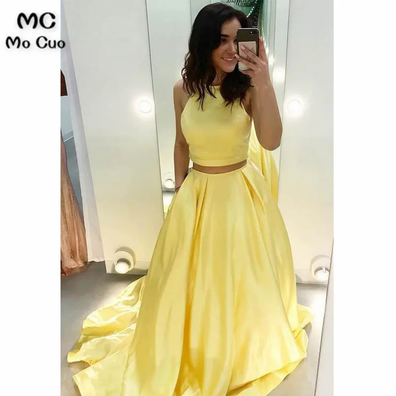 

2018 Yellow Evening Dresses Long Halter Satin 2 Pieces Gown Sleeveless A-Line Formal Evening Party Dress for Women