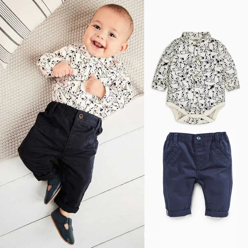 4340750707_2068599042