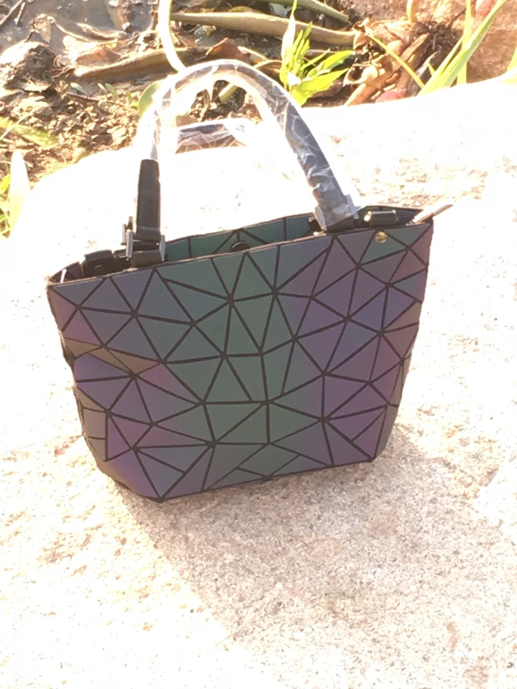 E8A67392F5B94A37C519213F575328E3