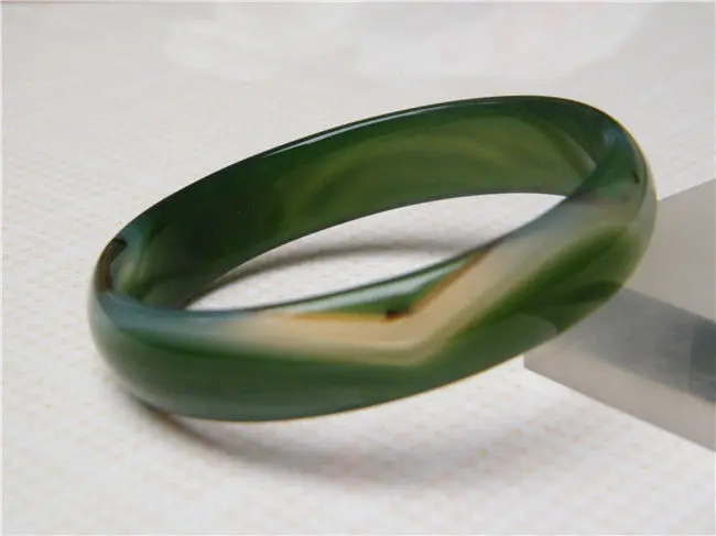 

NEW 100% NATURAL GREEN CHALCEDONY AGATE JADE BRACELET 68MM a 5.19