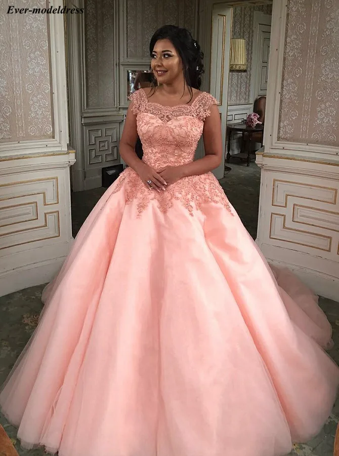 Розовые платья Quinceanera кружевное вечернее платье кружево с аппликацией и бисером сзади развертки поезд принцесса день рождения платья