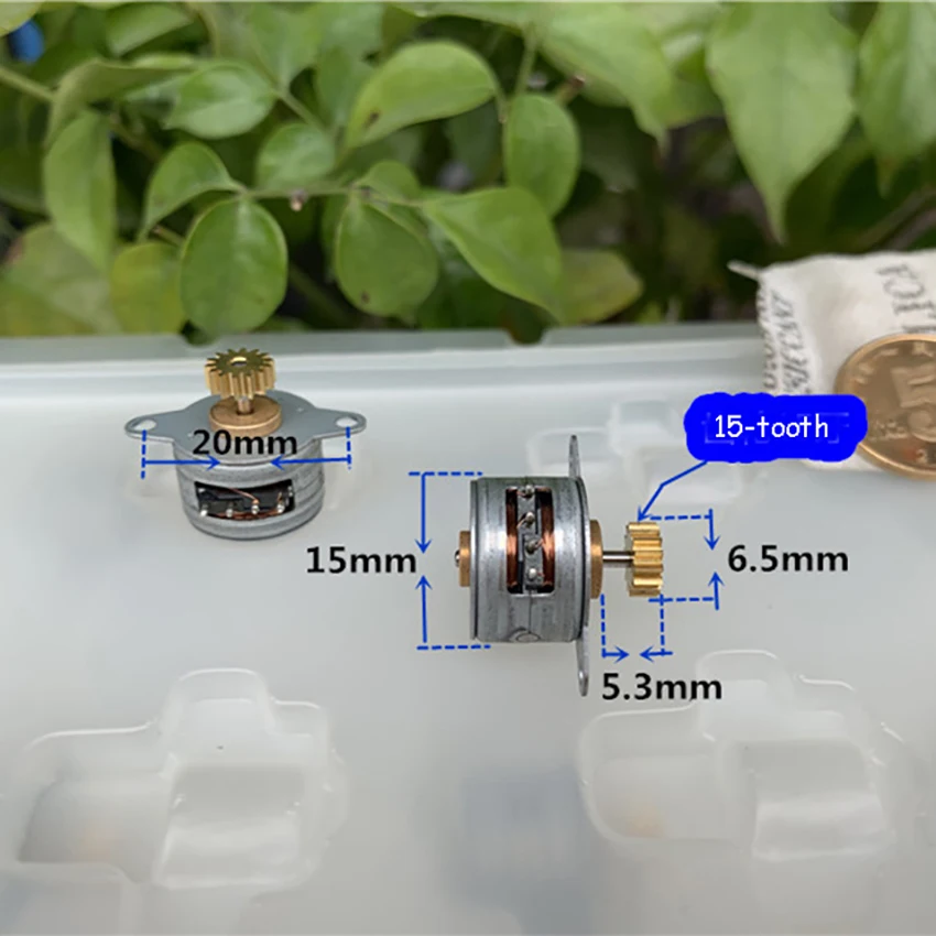 Двухфазный четырехпроводный диаметр 15 мм круглый шаговый двигатель с медным колесом 15-зуб микро шаговые двигатели