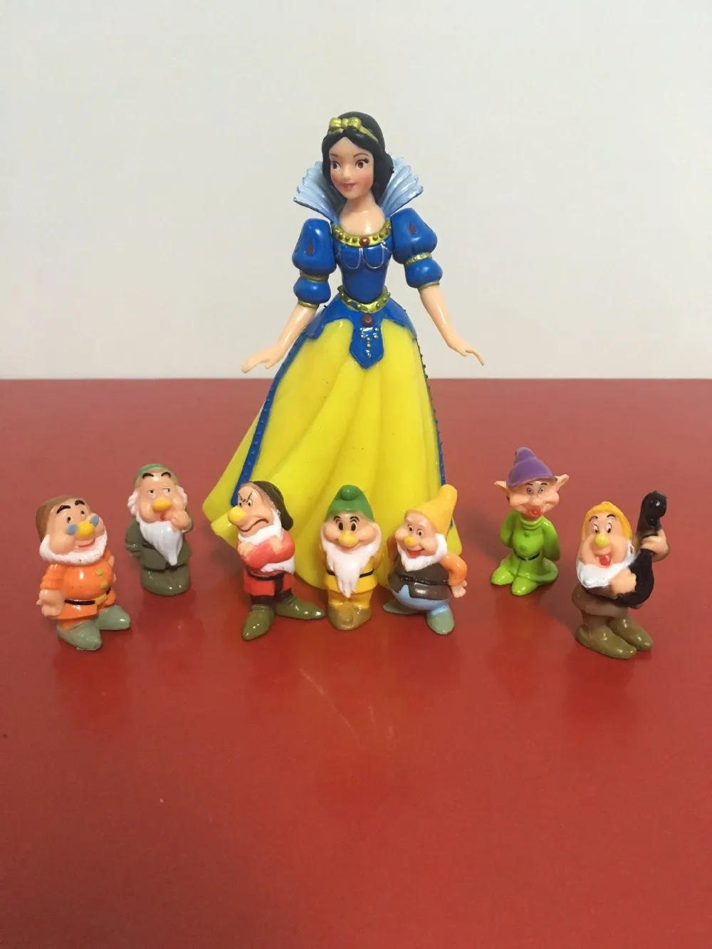 

8pcs high quality cake decorative doll snow white princess and the 7 Dwarfs Doll Toy Figurine ornaments