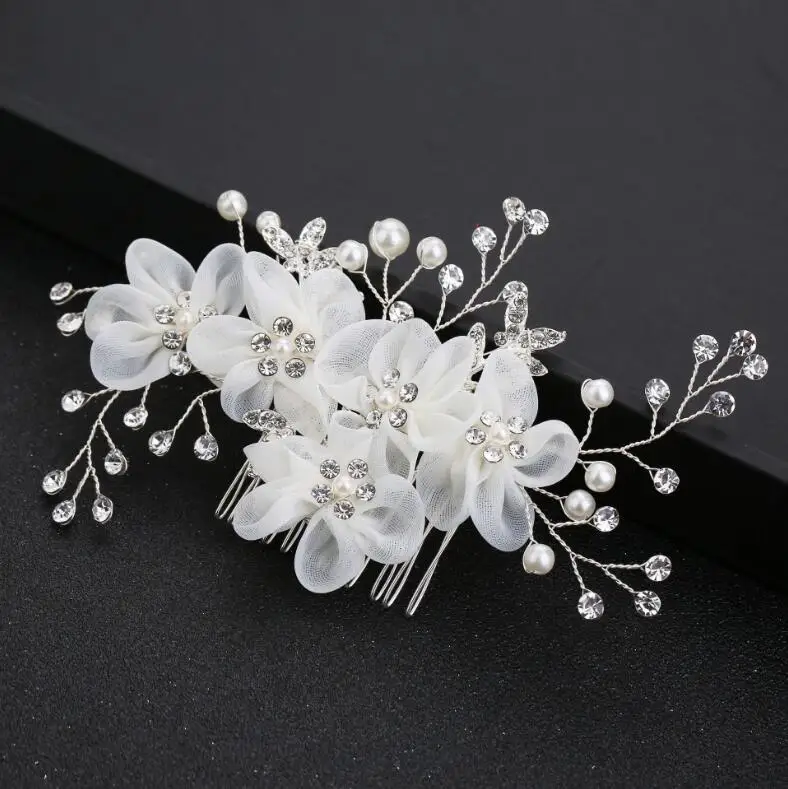 

Women White Yarn Handmade Flower Hair Combs Bridal Wedding Beauty Headpieces Ladies Delicate Crystal Pearl Hair Accessories