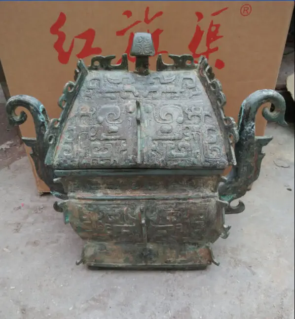 

38 cm * / Collecting folk Chinese palace rare bronze statue of a censer