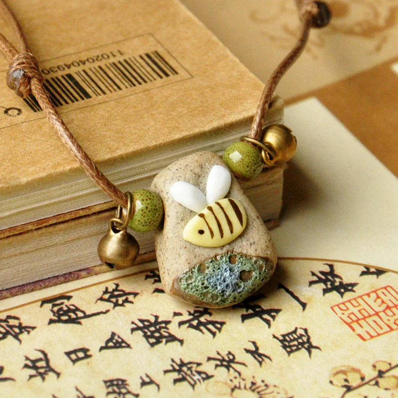 

Little Bee Ceramic Beads Pendants Necklaces Women Weave Rope Chain Choker Adjustable Bronze Bell Statement Charm Ethnic Jewelry