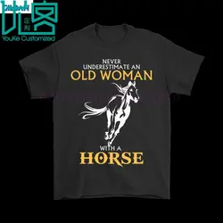 Никогда не недооценивайте старика с рубашкой с лошадью