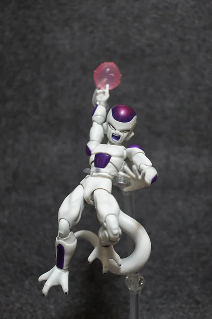 

Datong Version Akira Toriyama Dragon Ball Z Frieza Final Form Bandai Tamashii Nations S.H.Figuarts Action Figure