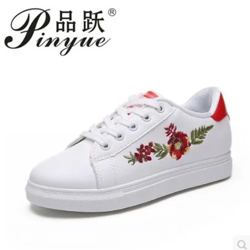 

Embroidery Flowers Moccasins Women White shoes Female Soft Breathable Casual Shoes PU Leather Students Lace-Up Flat shoes Woman