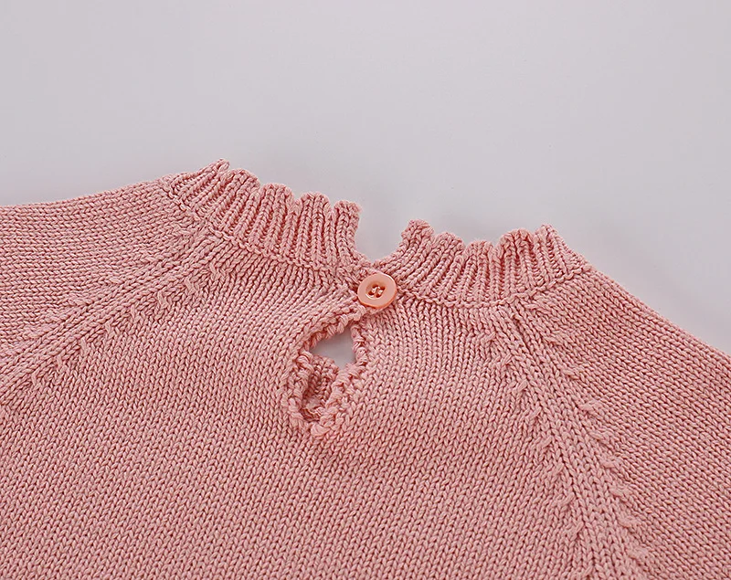 9035567575_2106944726