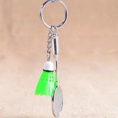 5pcs Charm Sports Keyring Pendant Badminton Racket Key Chain Portable 3d Keychain Holder Ring Car Bag Keyring Pendant Jewelry - Цвет: green