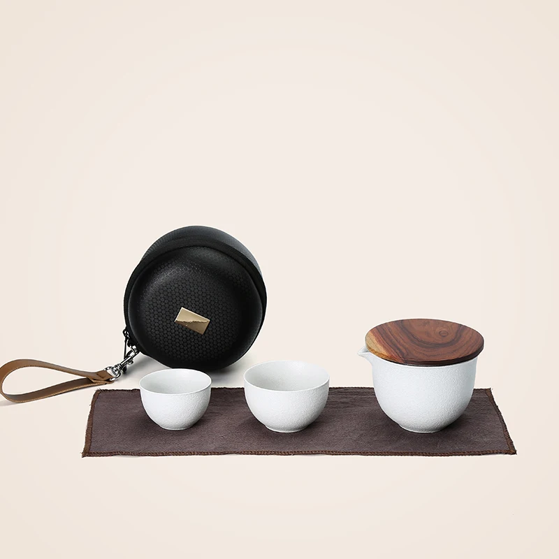 White TANGPIN керамический чайник с 2 чашки gaiwan чашки чая Портативный Путешествия Чайный сервиз, кружка для вина - Цвет: White