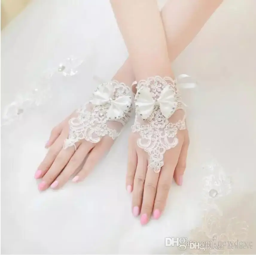 wedding gloves for the bride