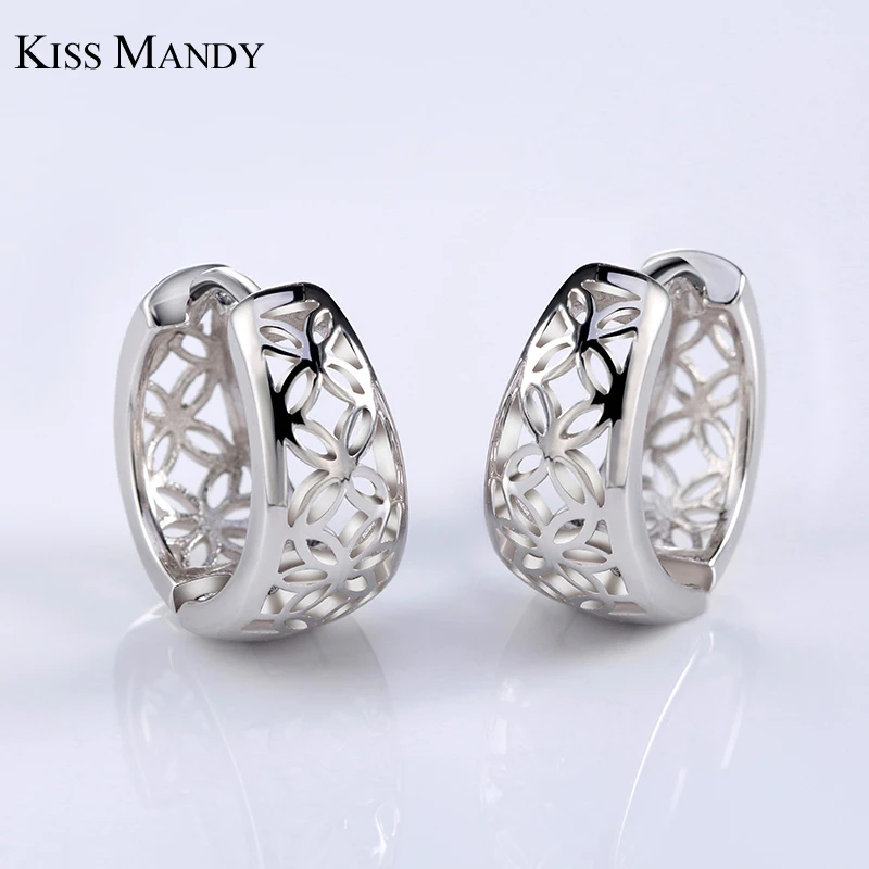 

KISS MANDY Hollowed Design Studs Earrings For Women Flower Pattern Gold-color Silver Color Rose Gold Color Elegant Jewelry LE28