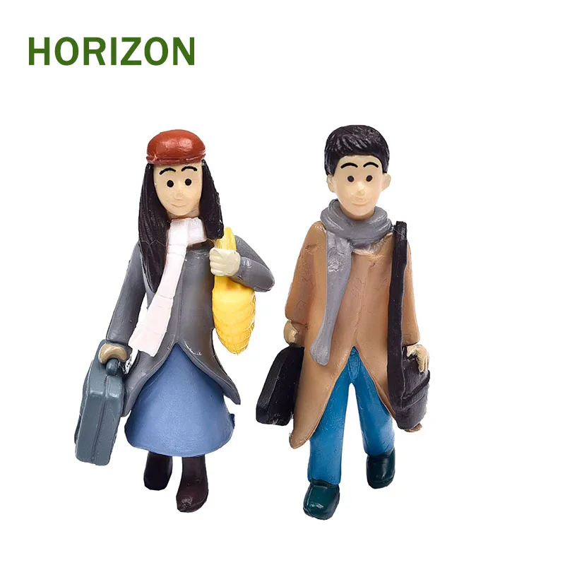 

1 pair Kawaii Cartoon Modern Micro Landscape Style Raincoat Diy Valentine's Day Resin Crafts Artificial Figurine Miniatures