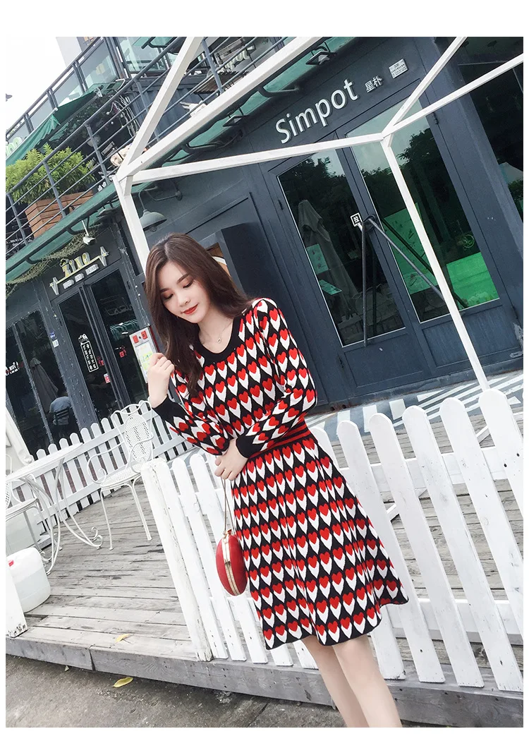 9414962720_605920932