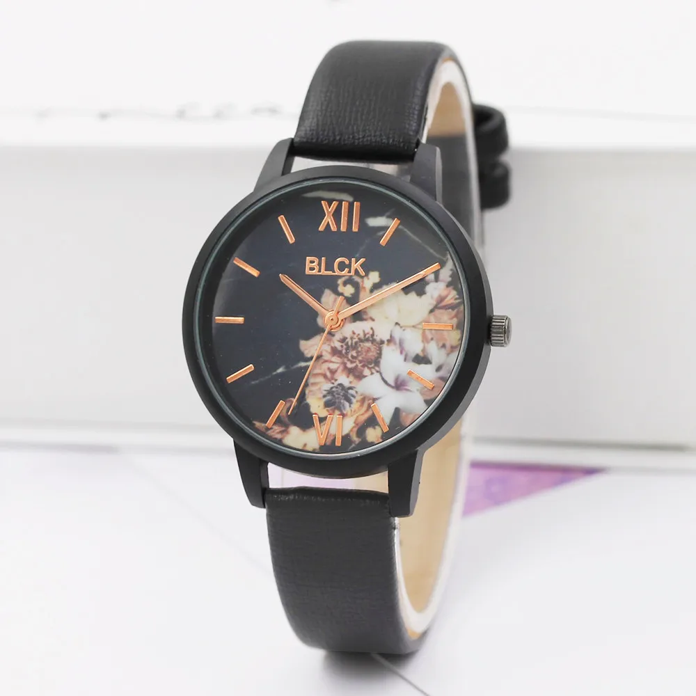 

2019 Hot Fashion Women Stylish Watch Flowers Patterned Leather Strap Simulates Quartz Watch Drop Shopping Reloj de dama Wd3 sea
