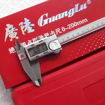 

Guanglu 111-102-40 8 inch (0-200 mm) Absolute Mode Digital Caliper