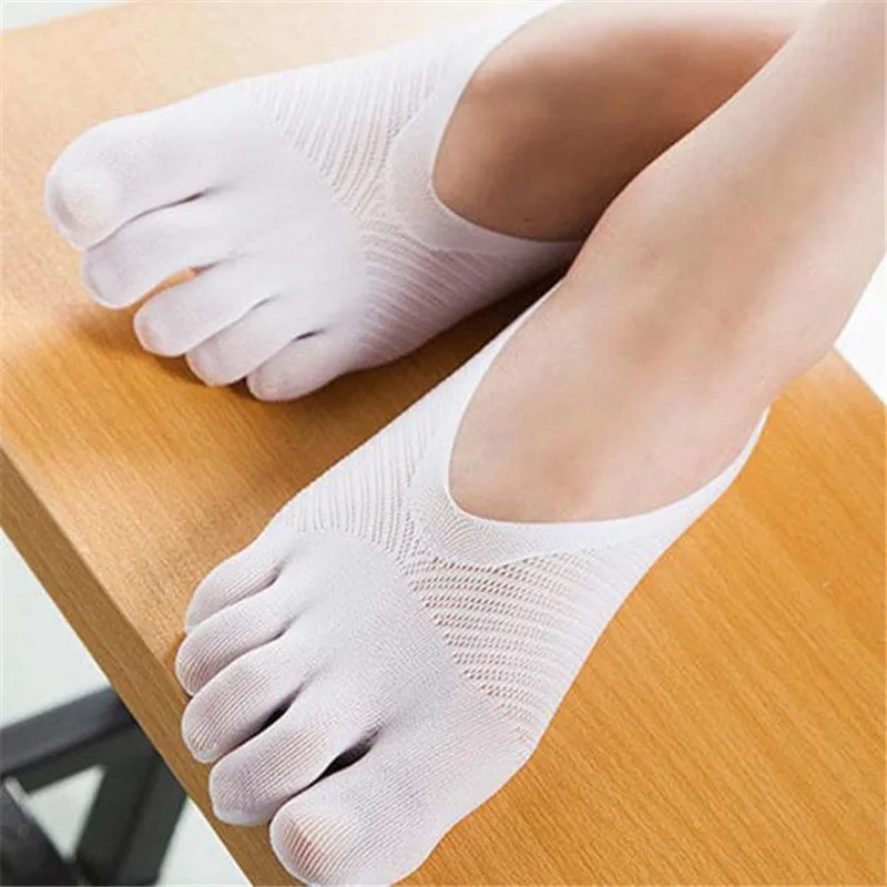 Модные летние женские носки; носки с пятью пальцами; тапочки для женщин; женские невидимые носки; носки с пятью пальцами; однотонные носки - Цвет: WH