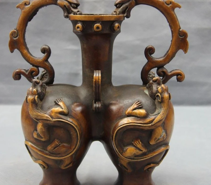 

China Palace Bronze Copper Carved Statue Beast Dragon God Flask Pot Bottle Vase